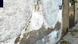 encuentro a mi vecina curvy y la llevo a casa para fotos