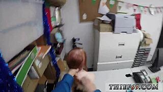 德国警察偷电池案三人行