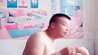 Hairdresser and boyfriend share moments