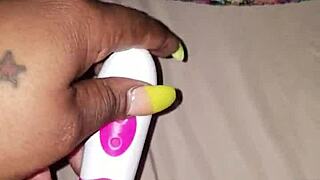 My toy kept dying during wet pussy play