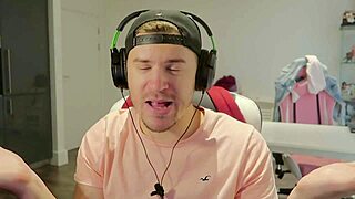 不用1500就出狱免费操女囚-女同骑乘无码