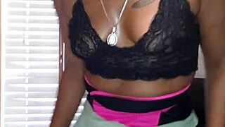 Naejae twerks her big ass and grinds pussy on pole