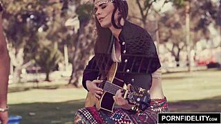 Pornfidelity Alice White Gets Wanderlust Creampie!