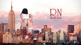 A giant lady without panties walks around the city, she's as tall as king kong, amazing show of a giantess 2