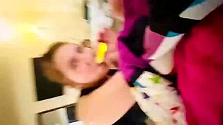 欣赏美女女友直奔硬核猛干