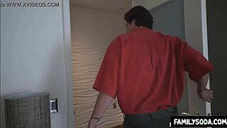 Wanna watch stepfamily sex with stepsiblings sucking and pounding hard?