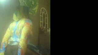 A beautiful amateur rides in a homemade video.