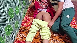 Hot homemade video of Indian babe getting banged by her stepmother