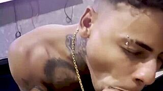 i suck my dotado friend, feeling the pleasure in gay sex.