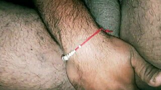 i'm a horny desi gay guy looking for some fun